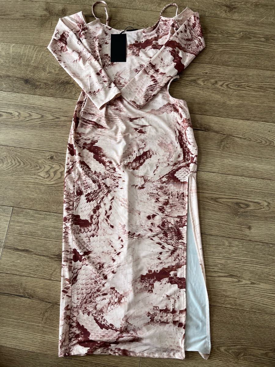 BNWT Bershka Asymmetric Printed Cut-Out Maxi Dress - Size M