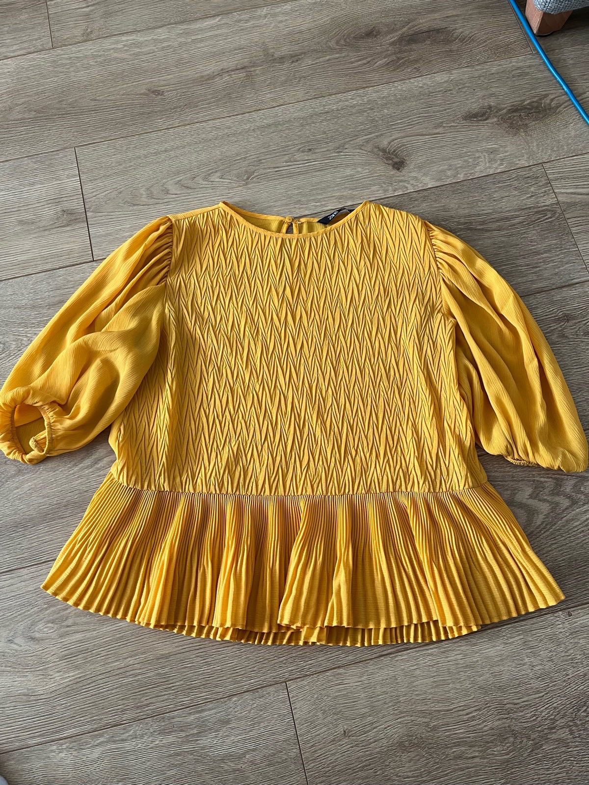 ZARA Mustard Yellow Smocked Peplum Blouse Puff Sleeve S