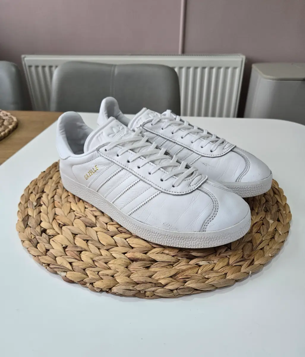 Adidas Gazelle Size 7 White Leather Good Condition