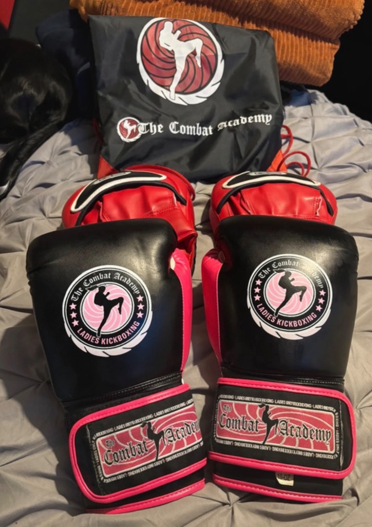 The Combat Academy - Boxing gloves Bundle