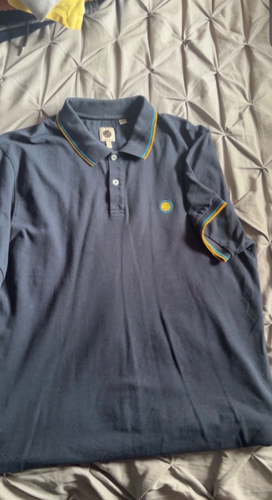 Pretty green polo - Size large