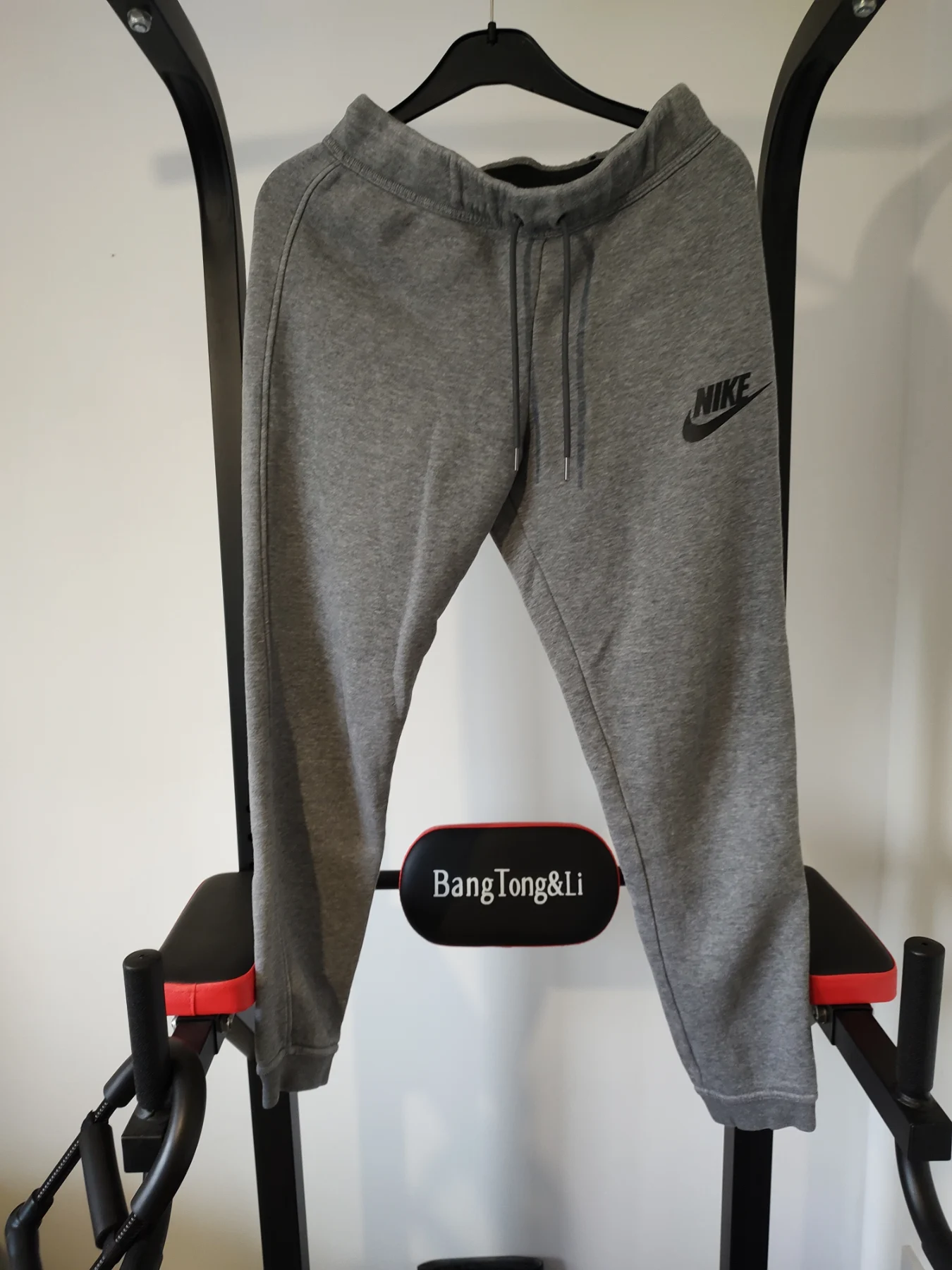 Grey Nike Joggers In Womens Size Medium
