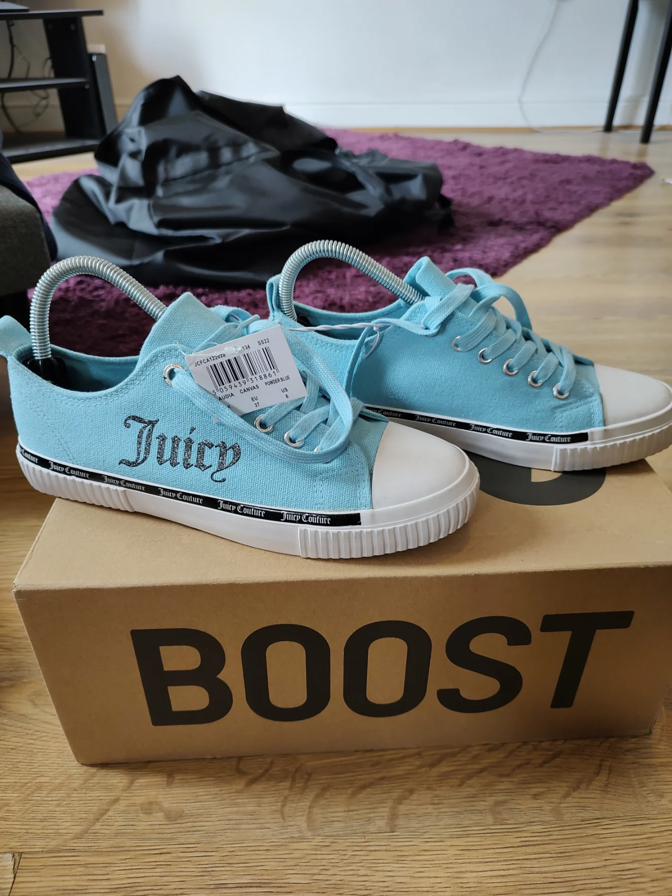 Blue Juicy Couture "Claudia" canvas Pumps in UK Size 4