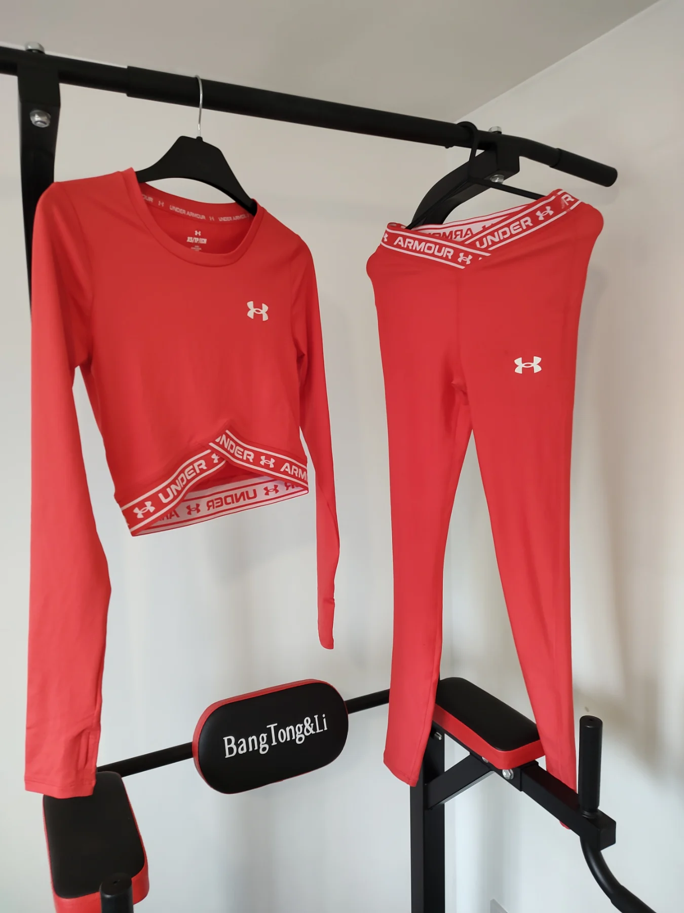 Pink Under Armour Gym Set In Womens Size XS