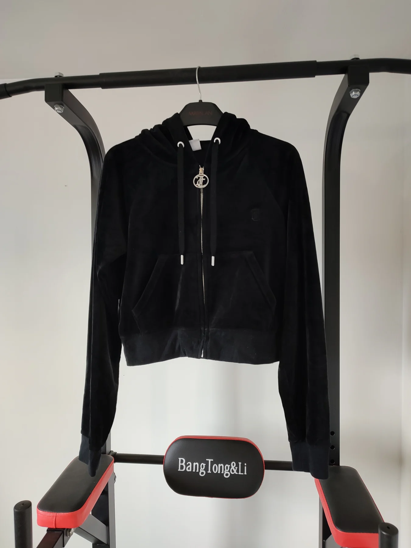 Black Juicy Couture Full Zip Velour Cropped Hoodie In Womens Size Small