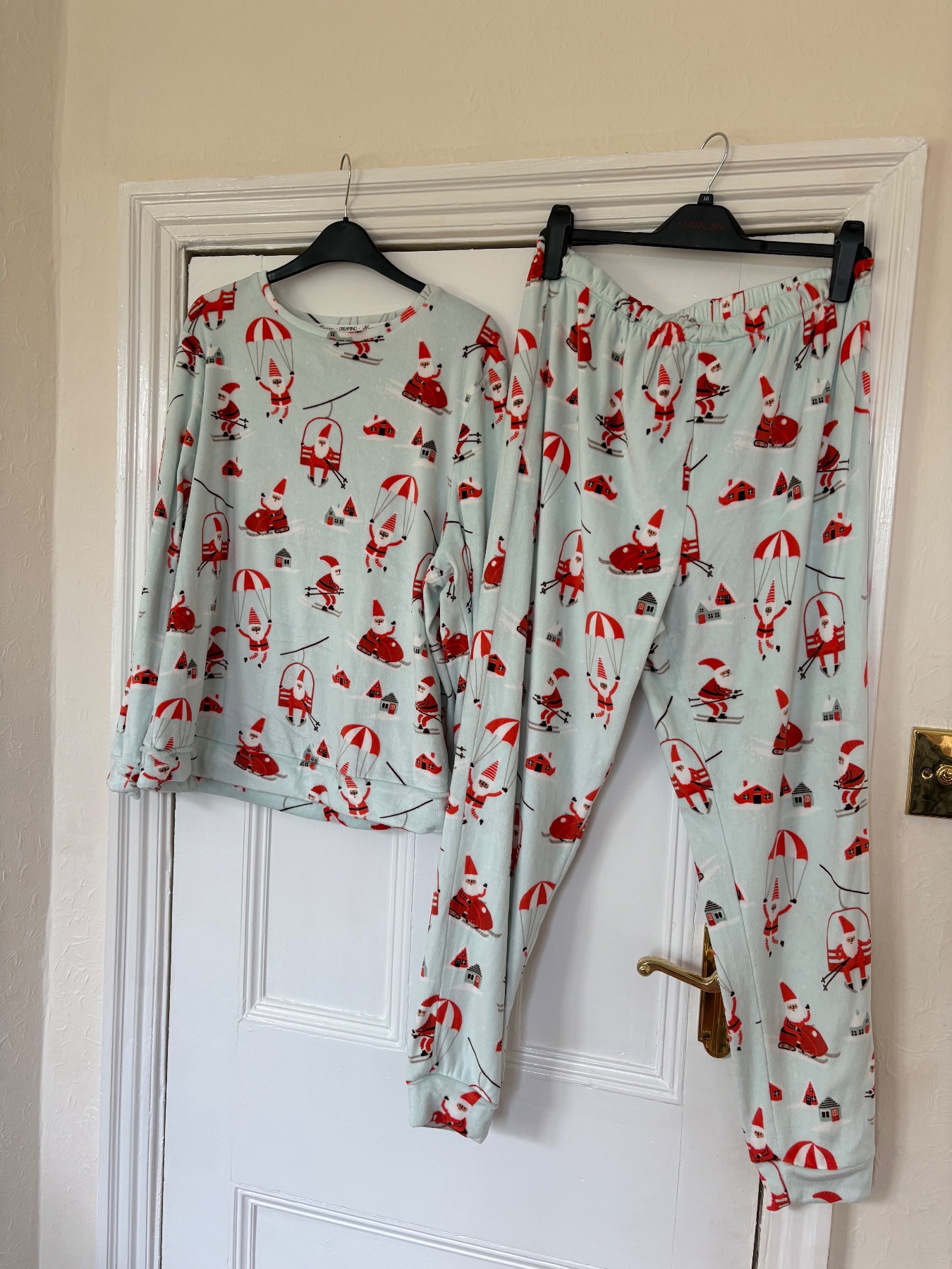 TU Women’s Fleece Christmas PJs Size M