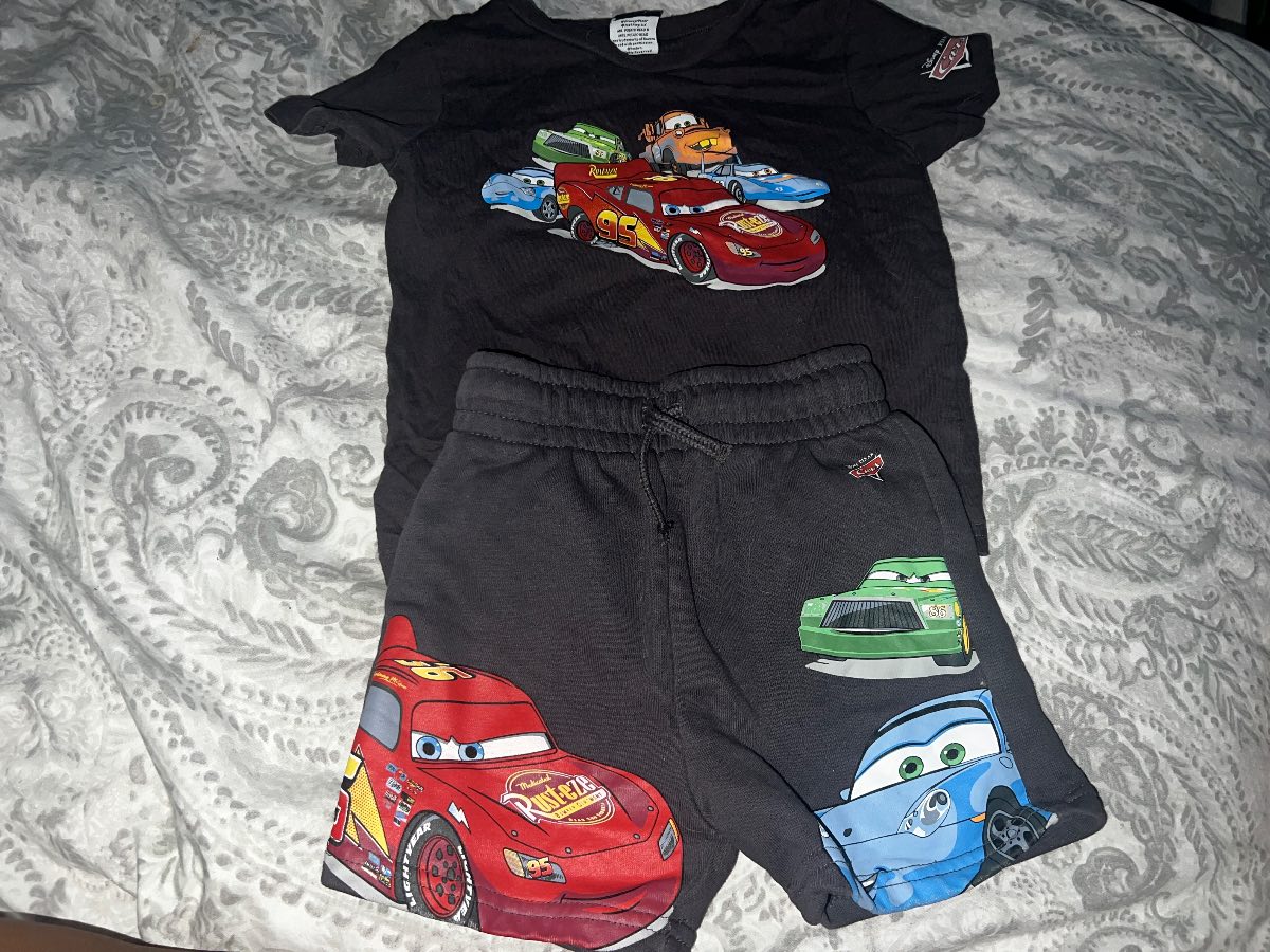 Disney Pixar Cars 2-Piece Outfit Set - Lightning McQueen T-Shirt & Shorts - Size1&1/2 -2