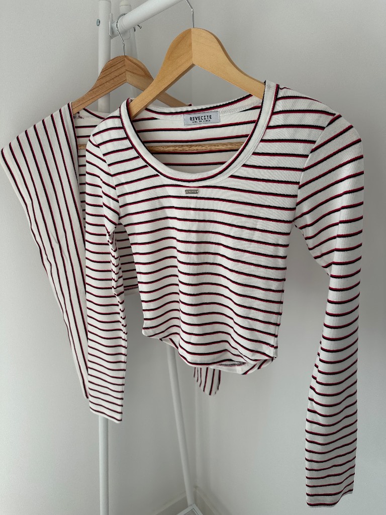 Y2K Korean Fashion White and Red Striped Long Sleeve Crop Top Set with Matching Overlay Shrug
