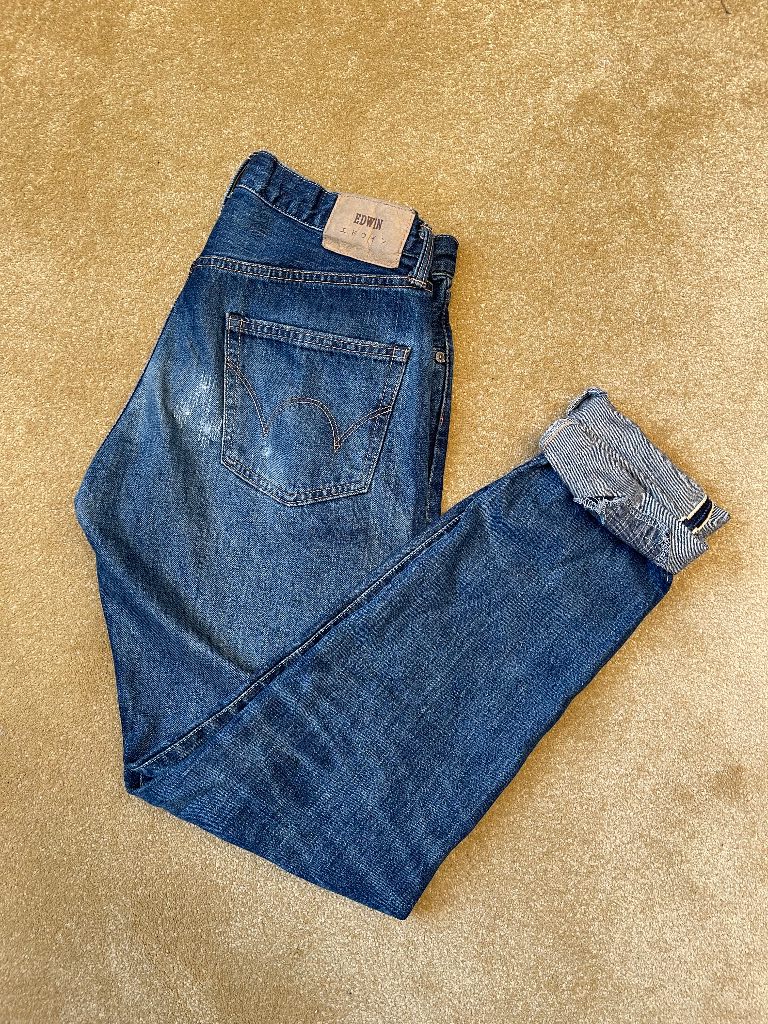 Men’s Edwin EEU33 Regular Tapered Rainbow Selvedge Japanese Denim Distressed Jeans Size W30/L32