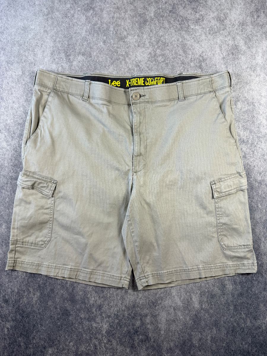 Lee X-Treme Comfort Cargo Shorts W44 Stretch Waist Taupe Beige Utility Workwear