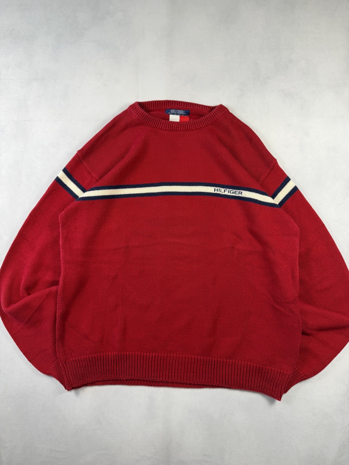 Vintage Tommy Hilfiger Jumper Red Men’s Crew Neck Flag Logo Made in Thailand XL