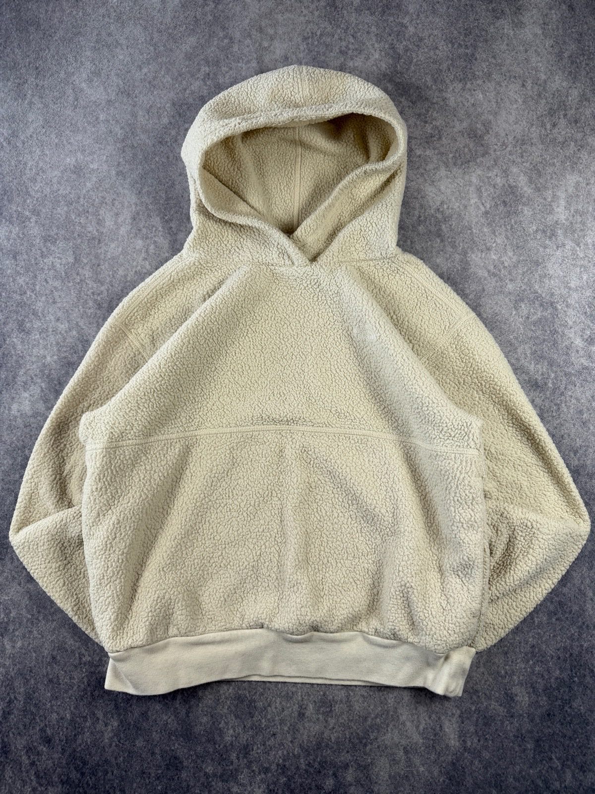 The North Face Cream Sherpa Fleece Hoodie Women’s Size M Teddy Borg Pullover