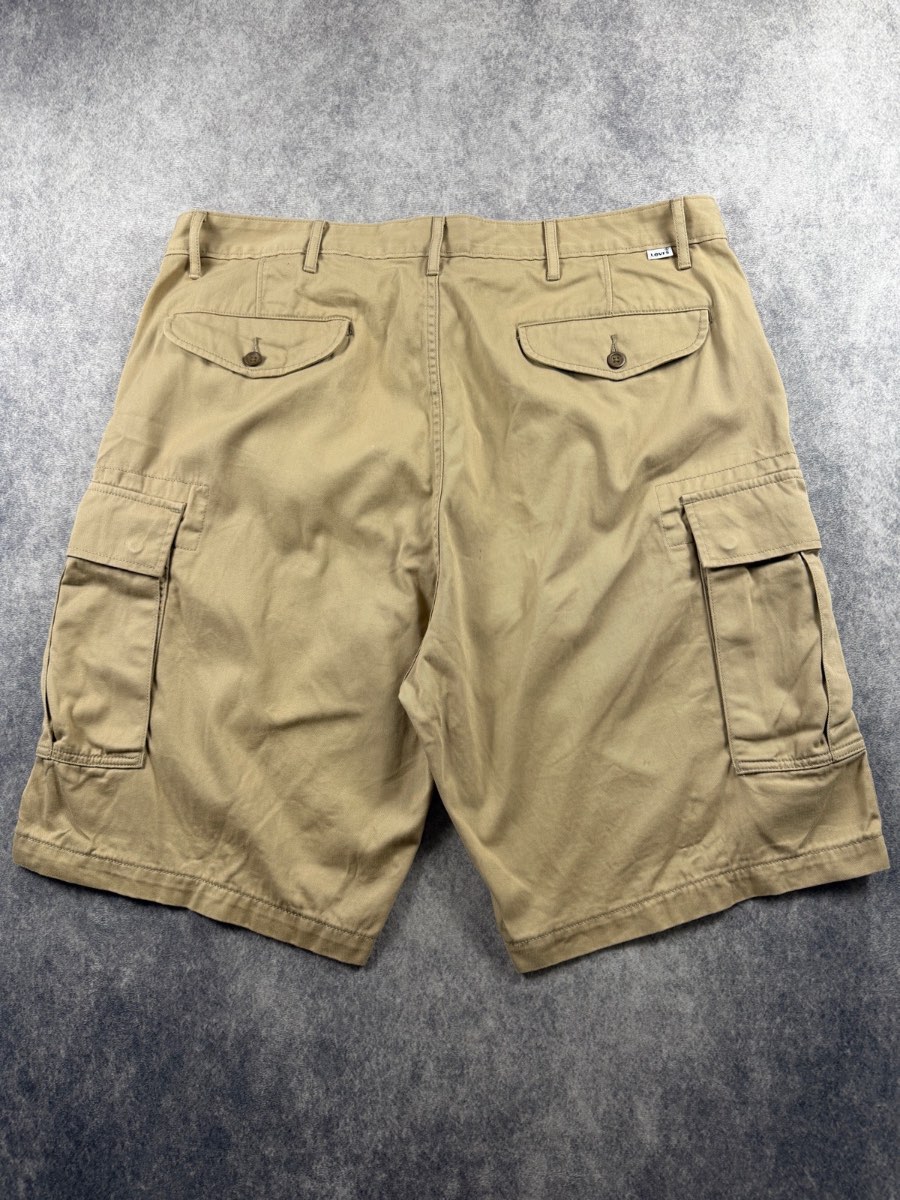 Levi’s Beige Carrier Cargo Shorts W40 Utility Workwear Combat