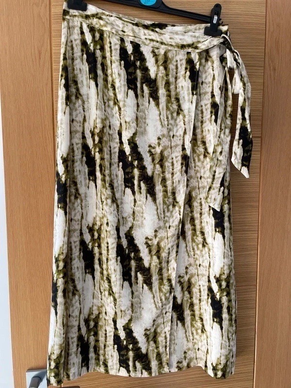 Primark wrap midi skirt size 12 new with tags