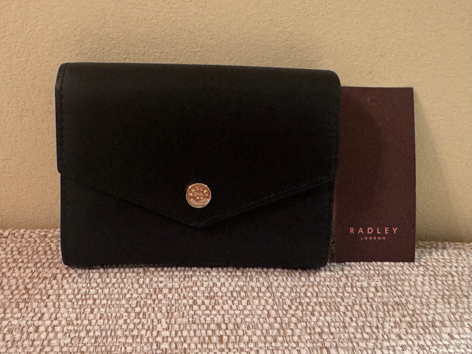 Black leather medium Radley purse