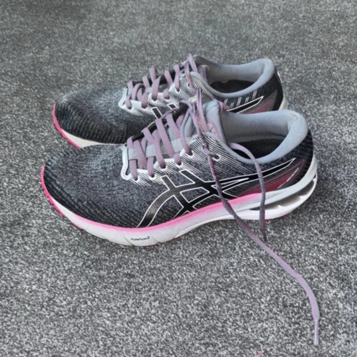 Womens asics GT2000 running trainers size 6