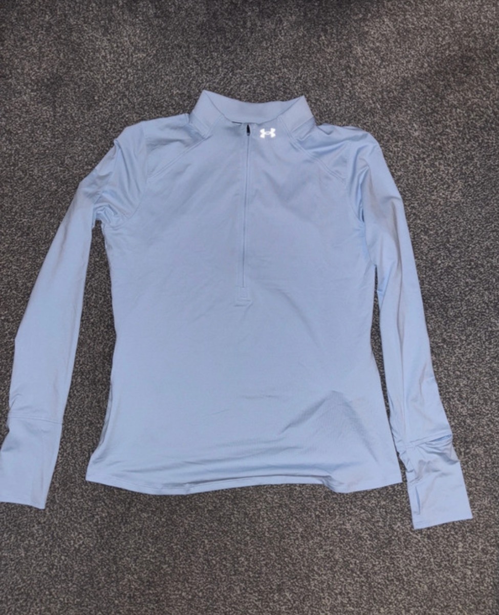 Womens Under Armour running top size medium