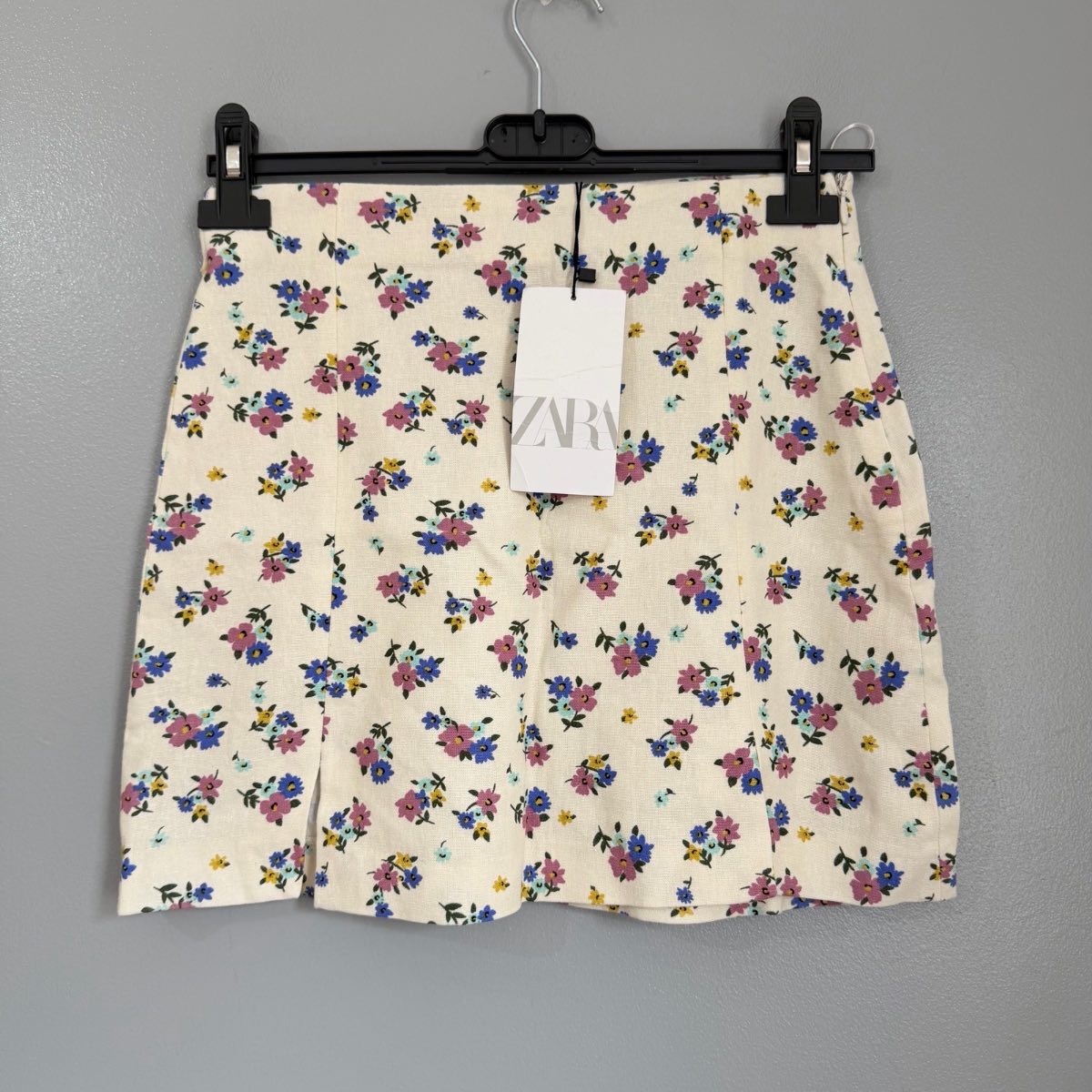 Zara mini skirt new xs