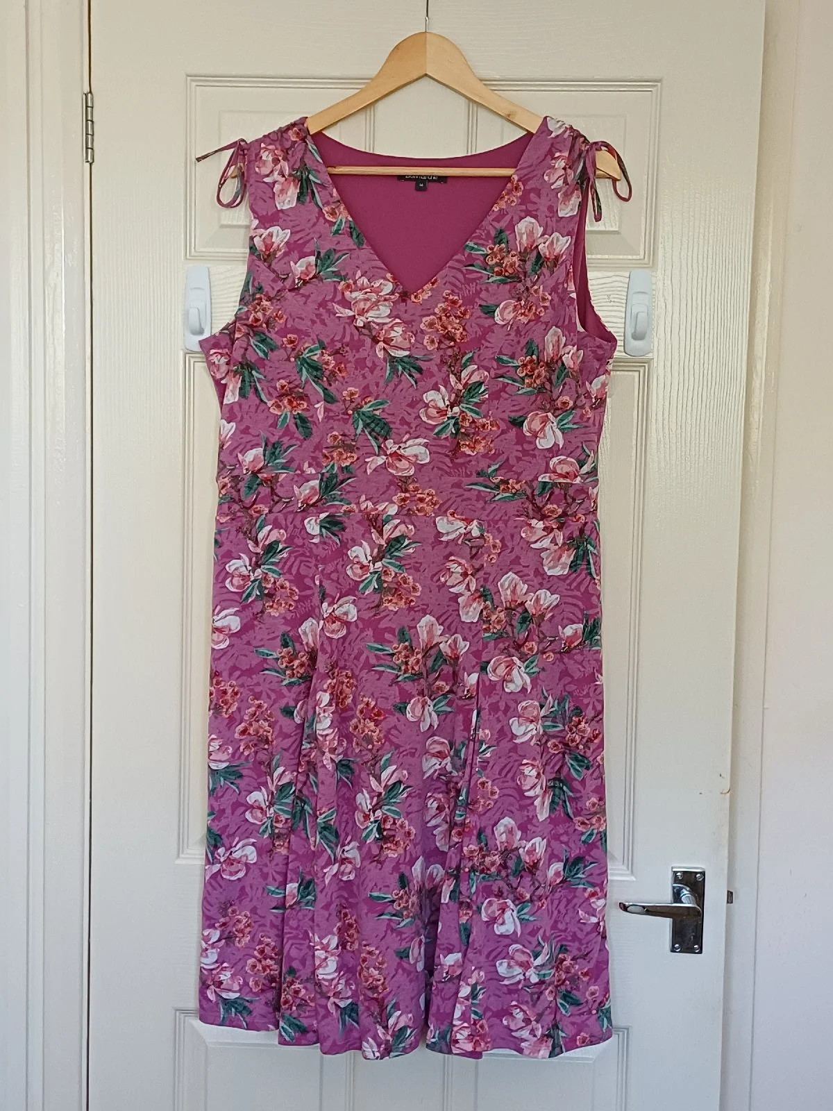 Bonmarché Pink Floral Midi Dress Size 18 V Neck Sleeveless Shoulder Tie