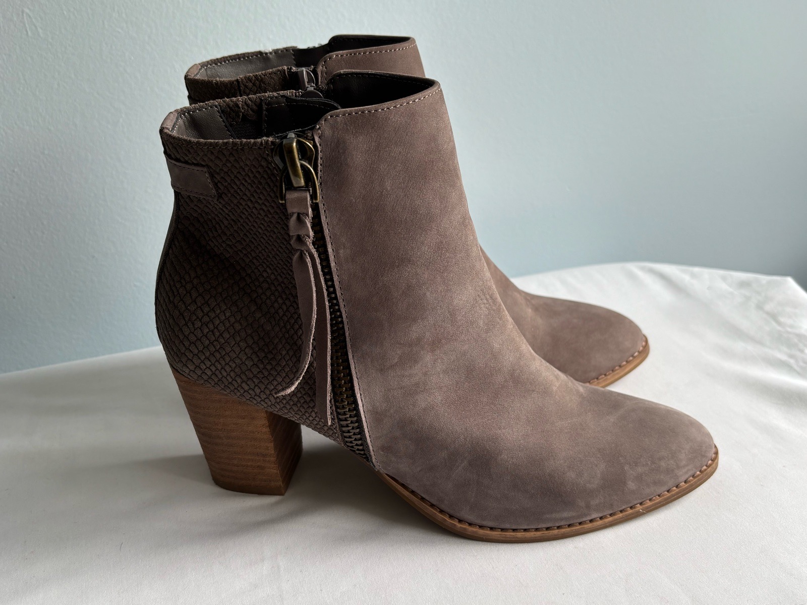 M&S western style ankle boot, beige, size 5.5