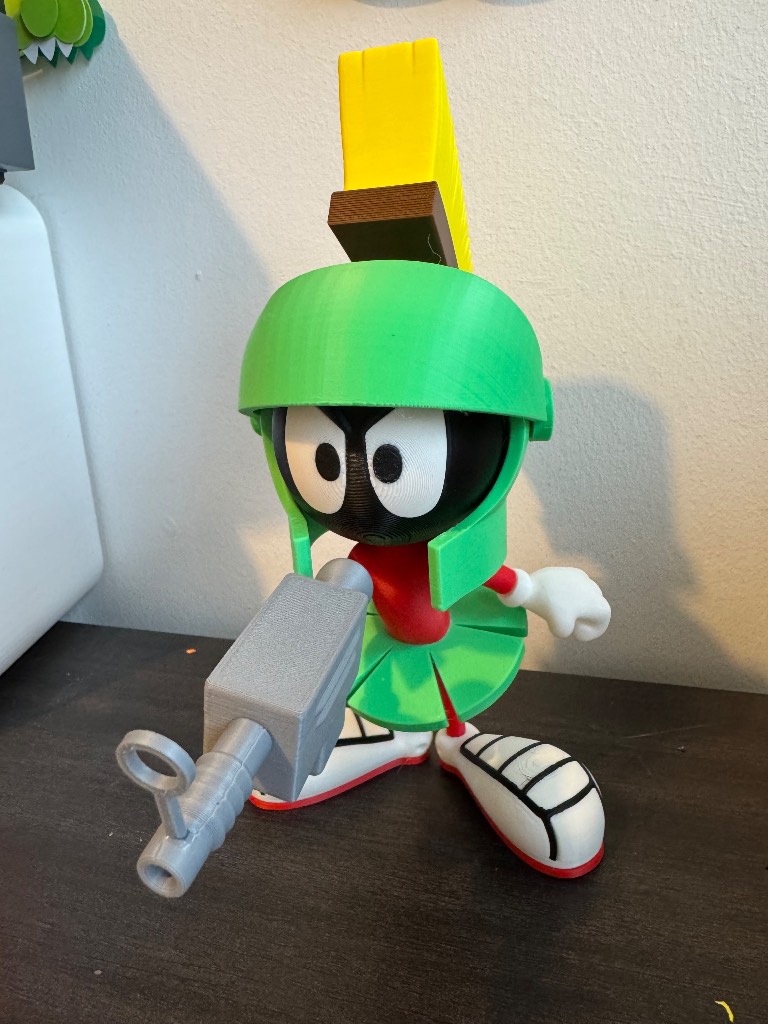 Warner bros Marvin the Martian figurine