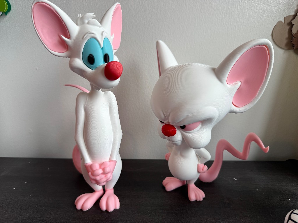 Adorable Warner bros pinky and the brain set figurines