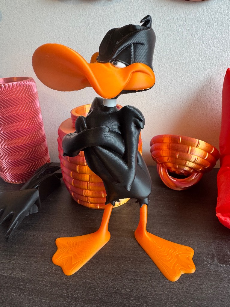 Adorable Warner bros Daffy Duck figurine