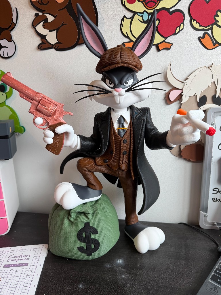 Warner bros looney tunes bugs bunny peaky blinders figurine