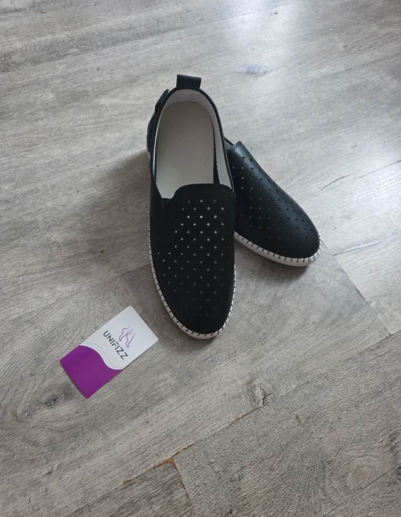 Unifizz StarPerforated Slip-On Loafers - Size 7