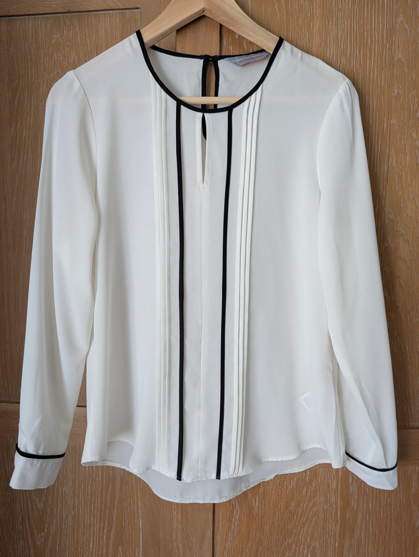 Dorothy Perkins Ivory Pleated Keyhole Blouse - Size UK 10