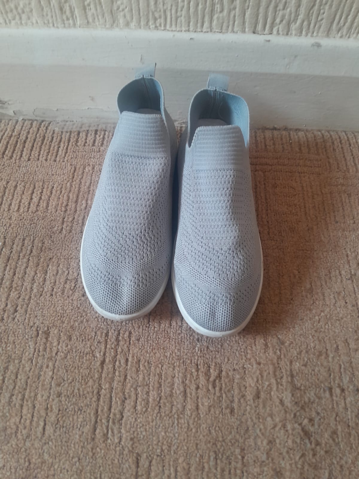 Girls shoes
