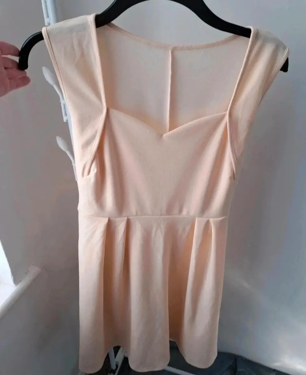 Creamy coloured dress. Size XL by Shein