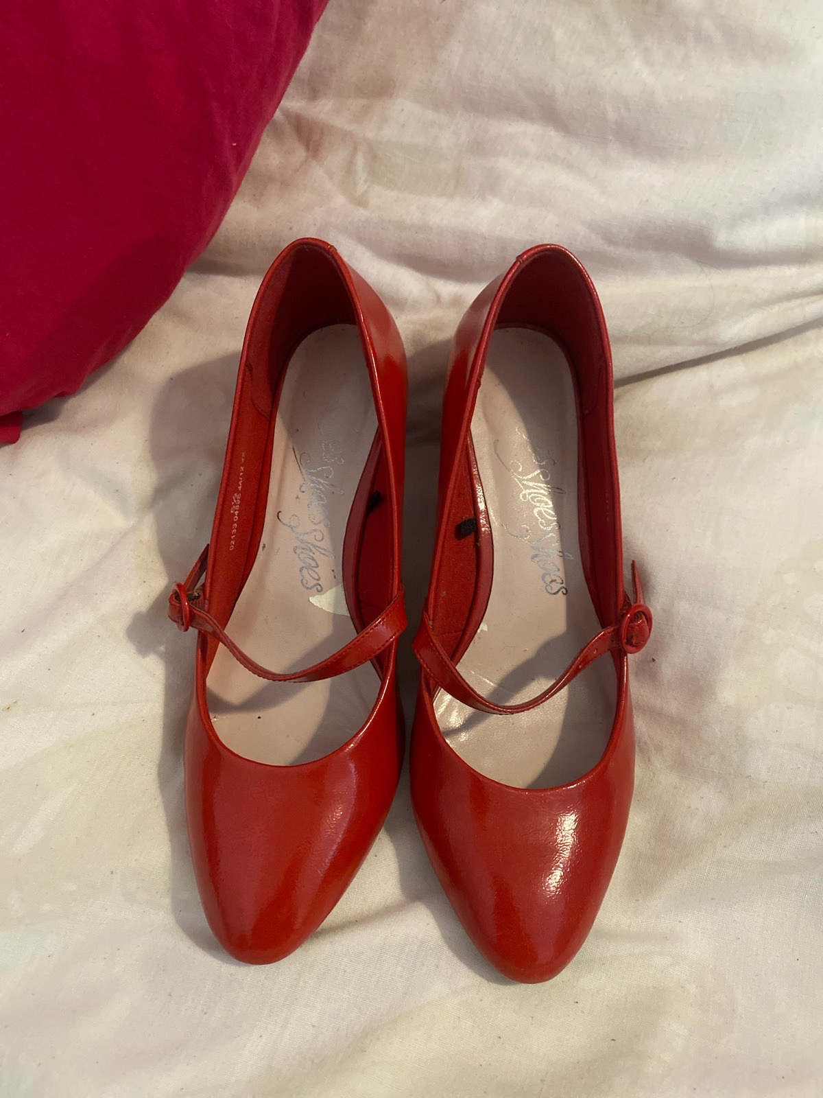Size 5 1/2 red heel shoes
