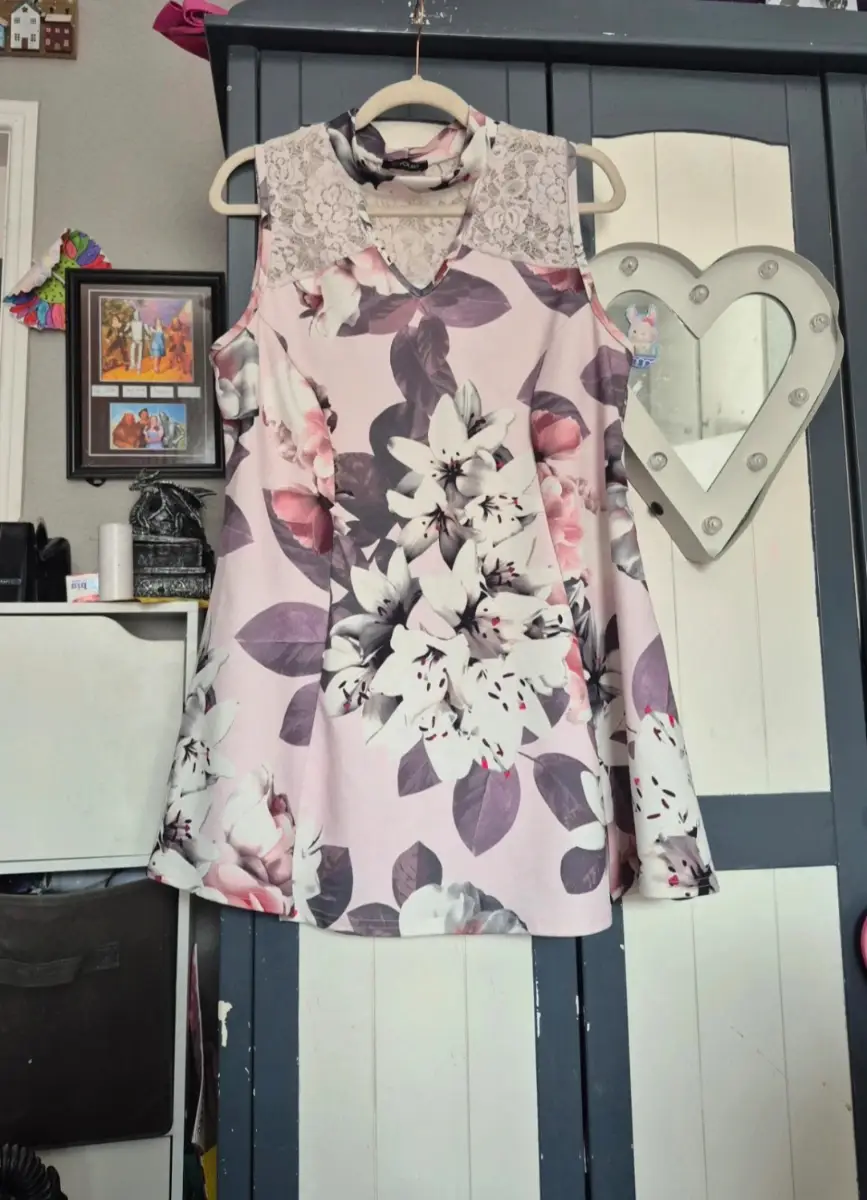 cream pink sleeveless top size 16 Yours clothing