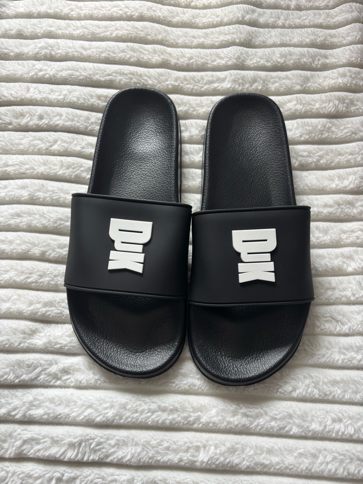 Men’s DJK sliders
