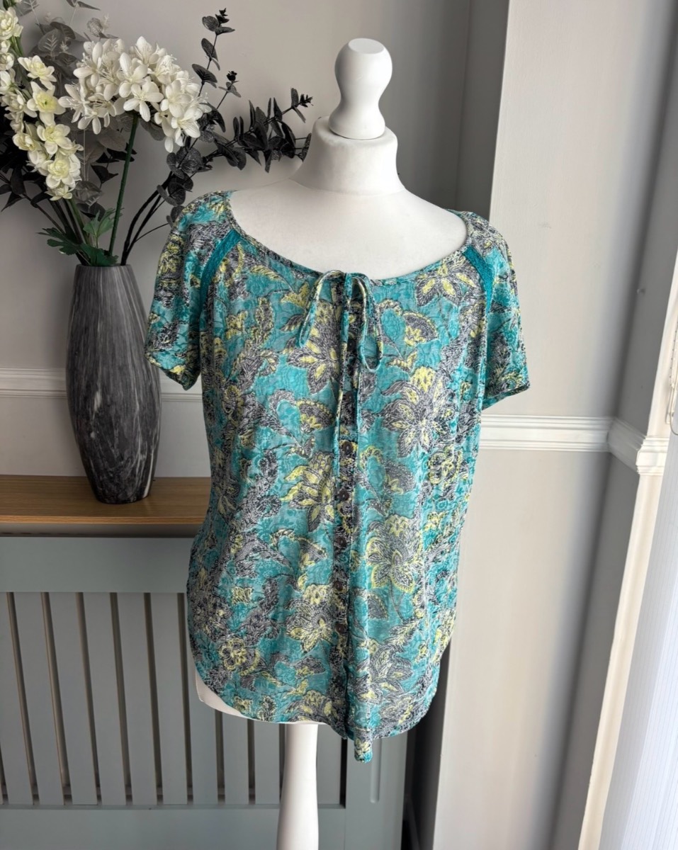 Per Una, button up floral top / blouse size women’s 14