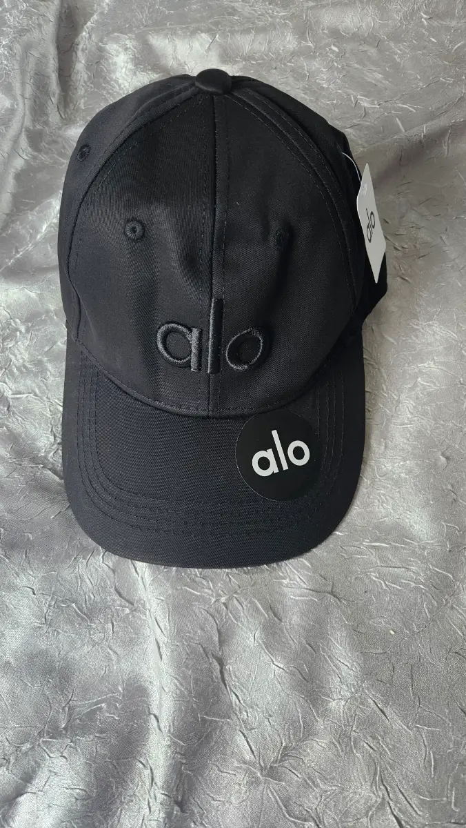 Alo black cap BNWT