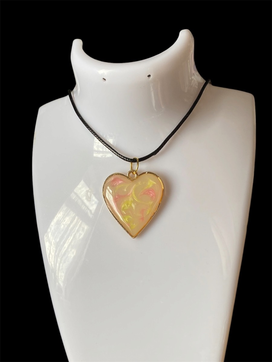 Heart pendant