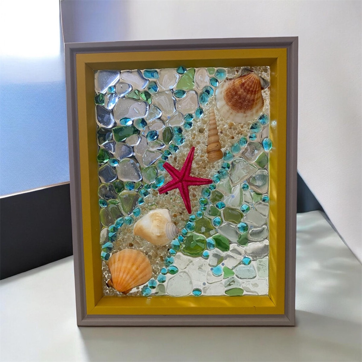 Decor 🌊 Handmade Resin Beach-Themed Framed Artwork 🌊