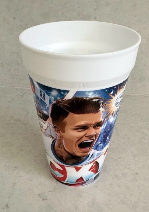 David Beckham word cup cup