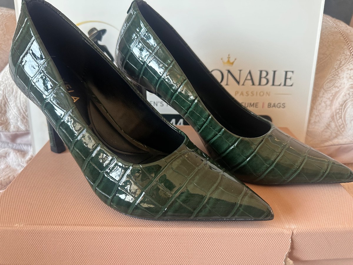 Carvela Croc Effect Pointed Toe Heels – Brand New