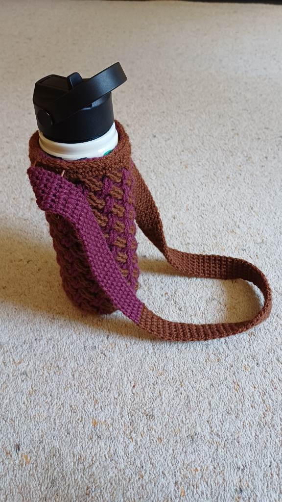 celtic weave bottle bag