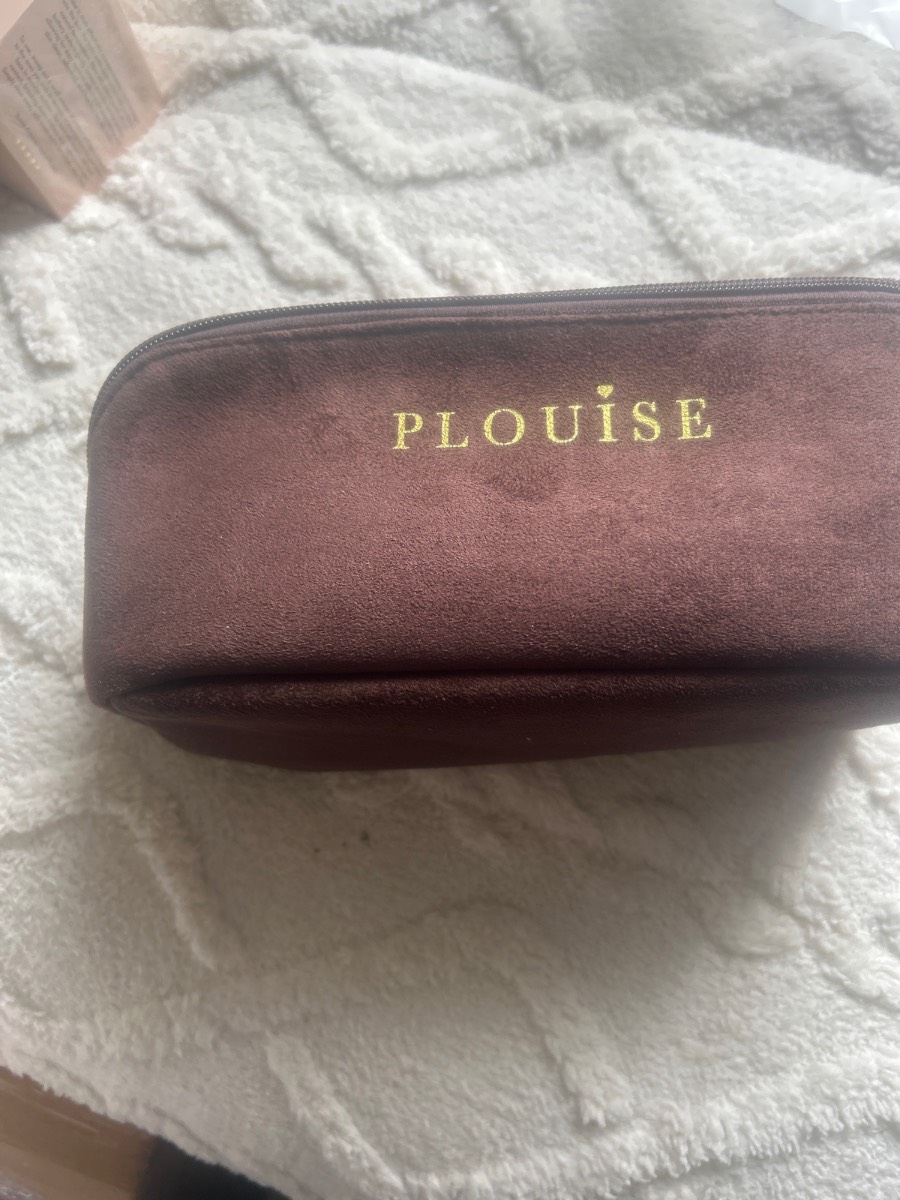Plouise cheetah makeup bag