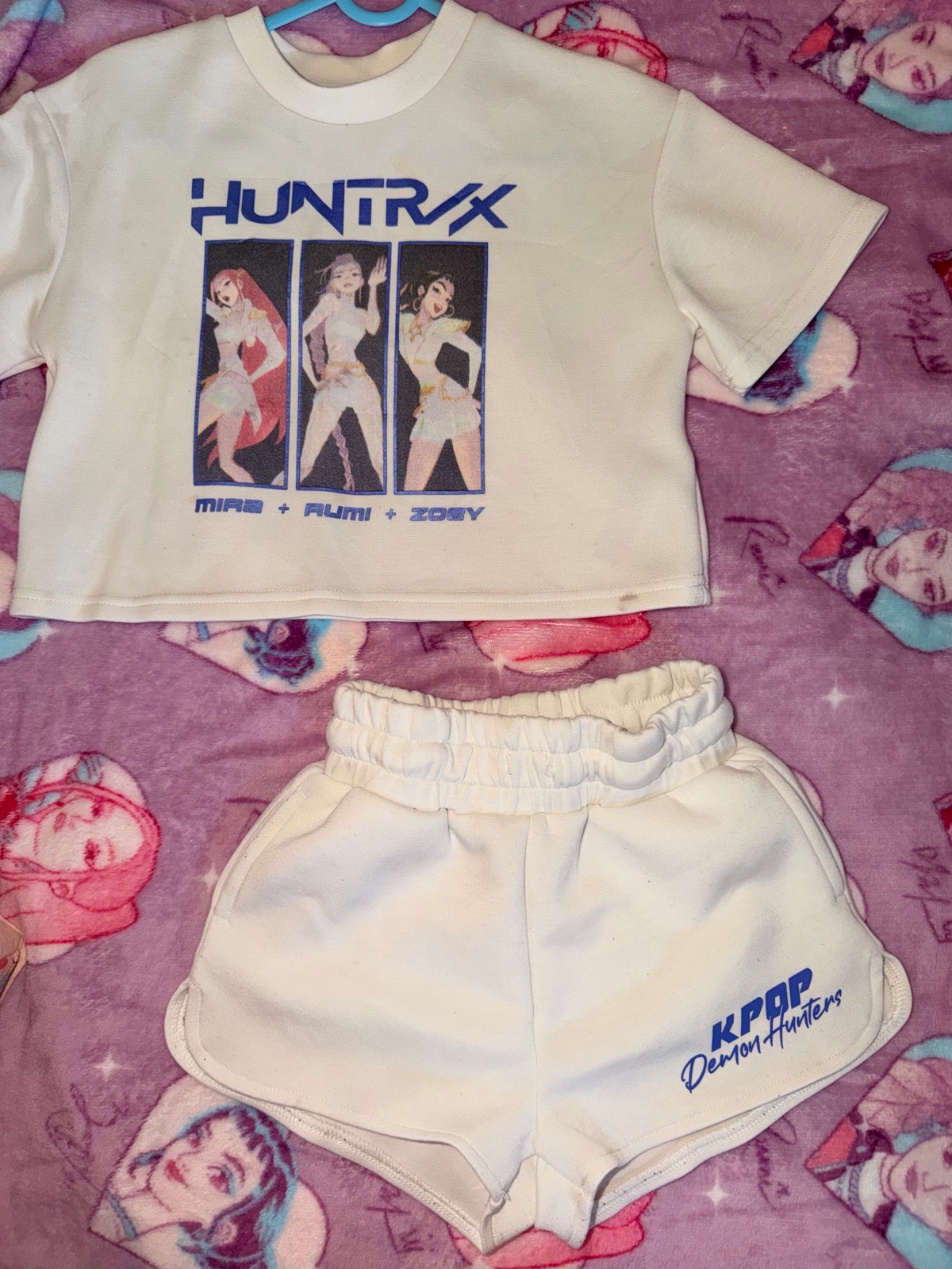 Kpop demon hunters set