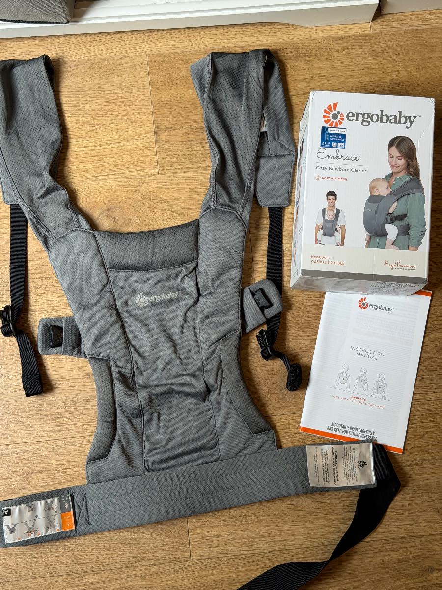 Ergobaby Embrace Soft mesh carrier