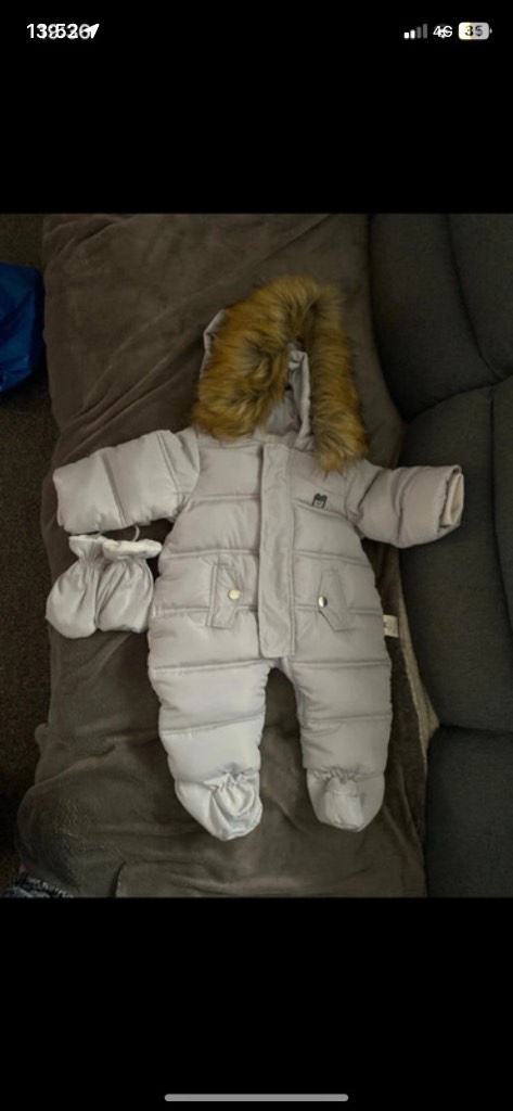Babies padded snowsuit with fleece fur lining