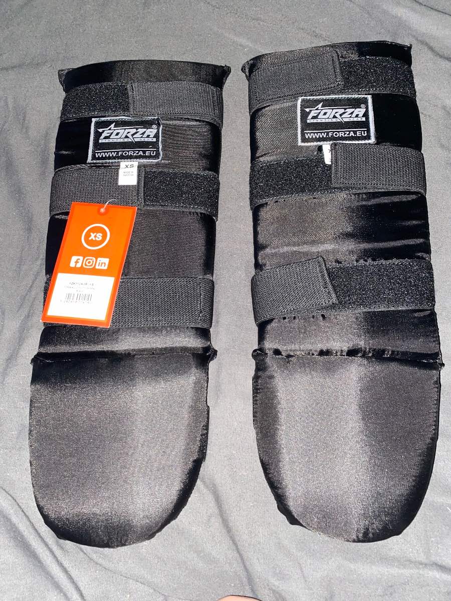 Adult padded shin pads
