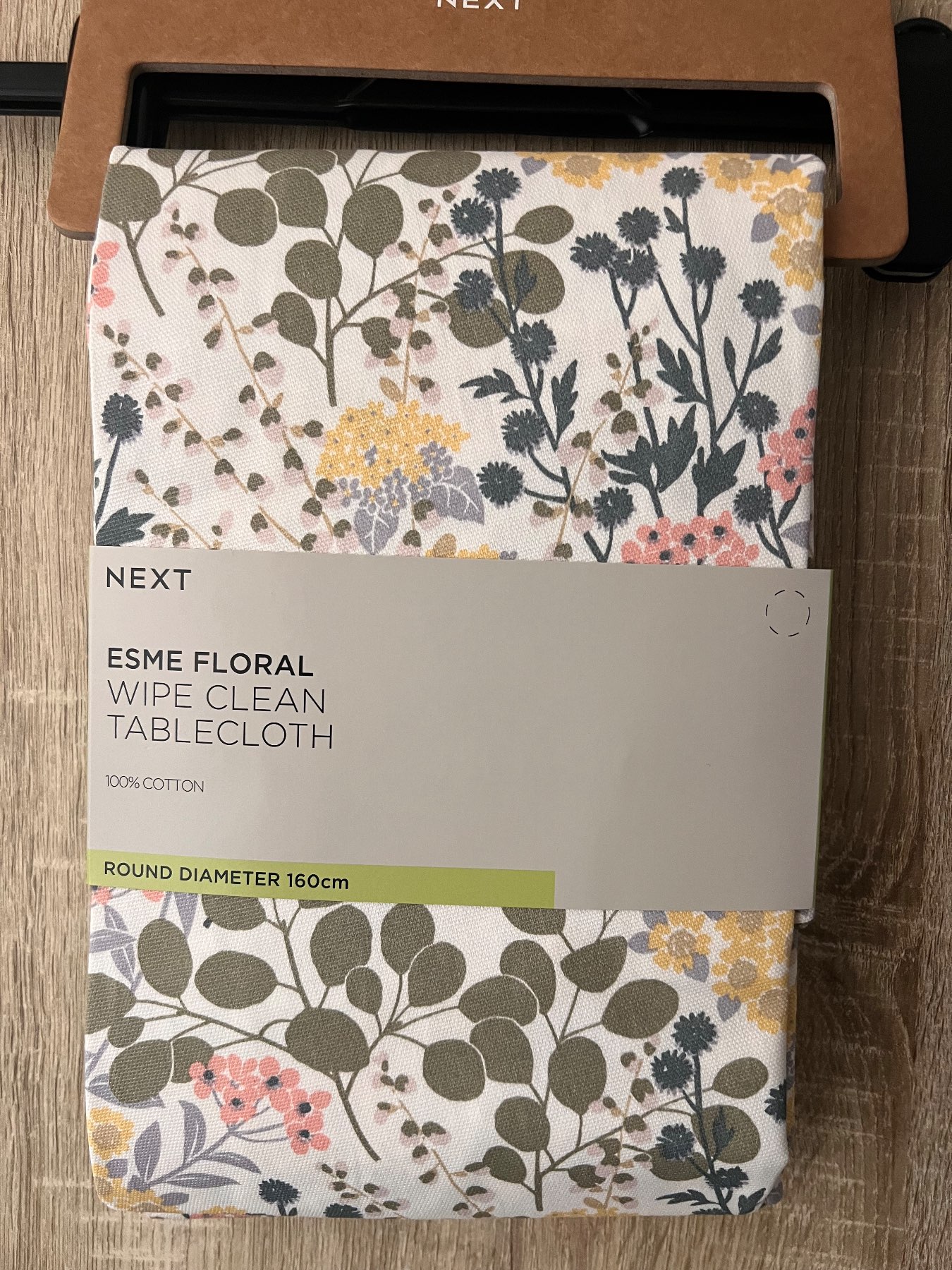 Esme Floral Wipe Clean Table Cloth - Round 160 cm