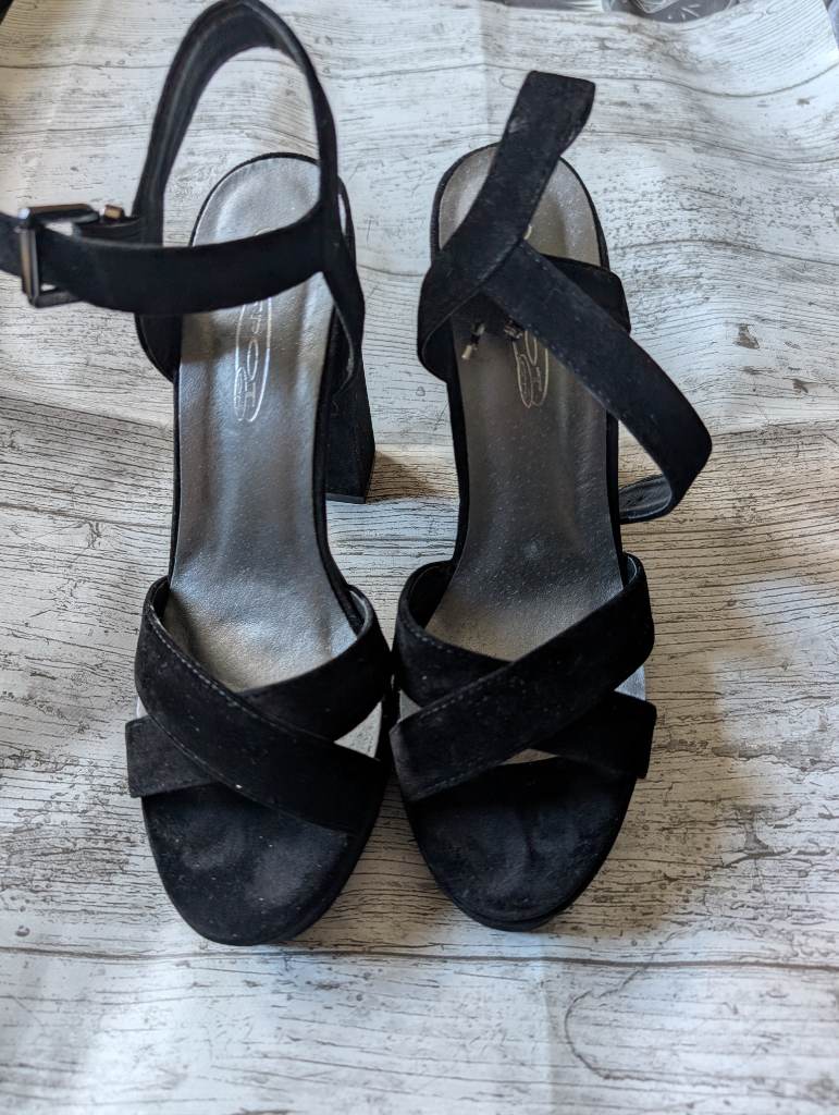 Black Heeled Shoes by ASOS size 6
