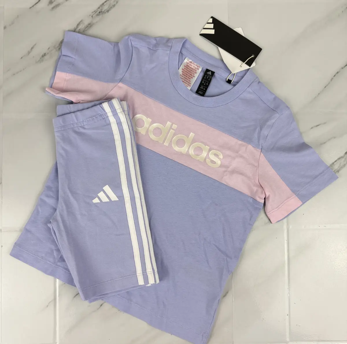 Girl's Adidas Shorts and T-shirt Set Pink/Purple Size 7-8 Years S0467